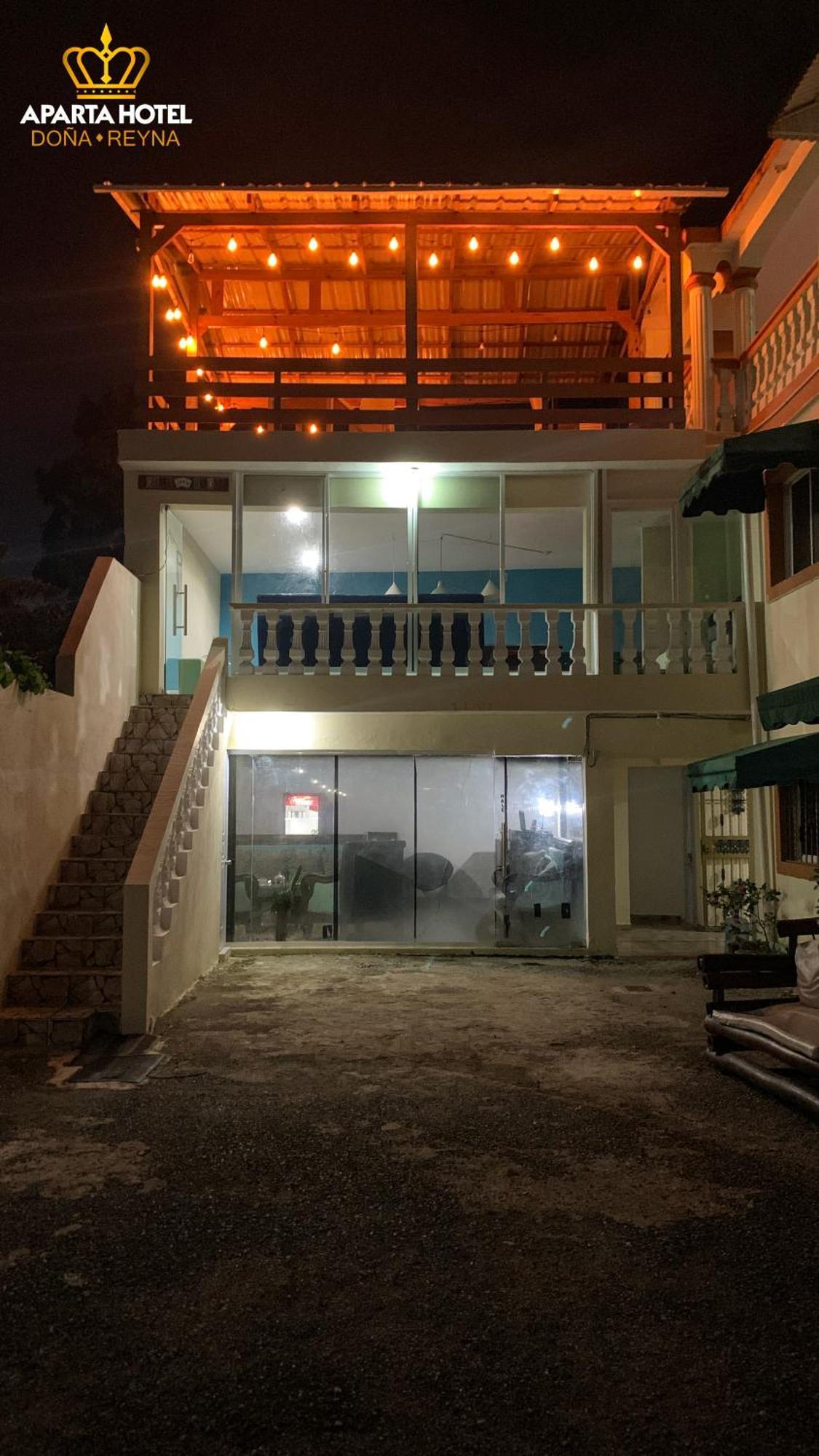 Apartahotel Dona Reyna Alojamientos En Santo Domingo A 5 Min De Aeropuerto Internacional Las Americas El Higo Eksteriør billede
