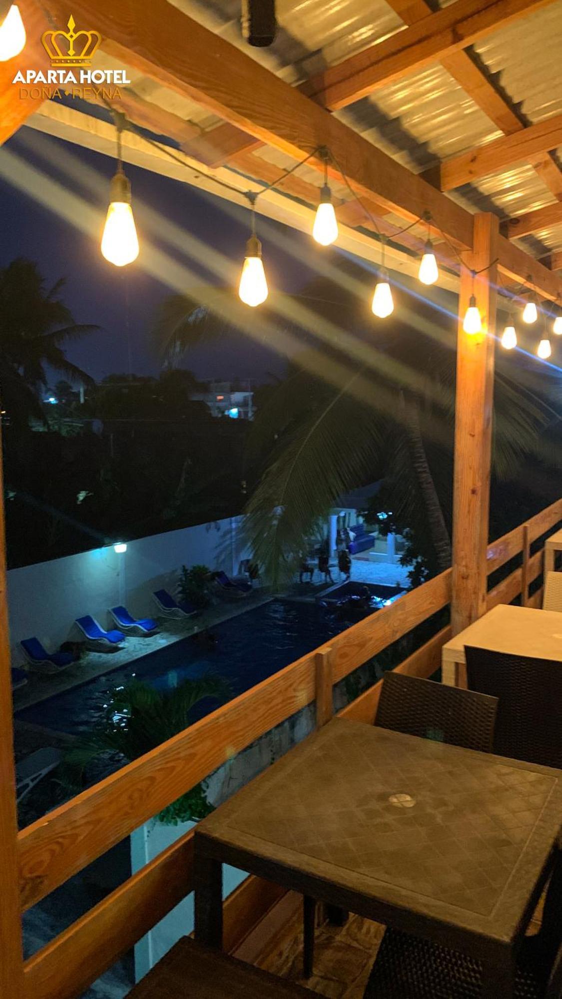 Apartahotel Dona Reyna Alojamientos En Santo Domingo A 5 Min De Aeropuerto Internacional Las Americas El Higo Eksteriør billede