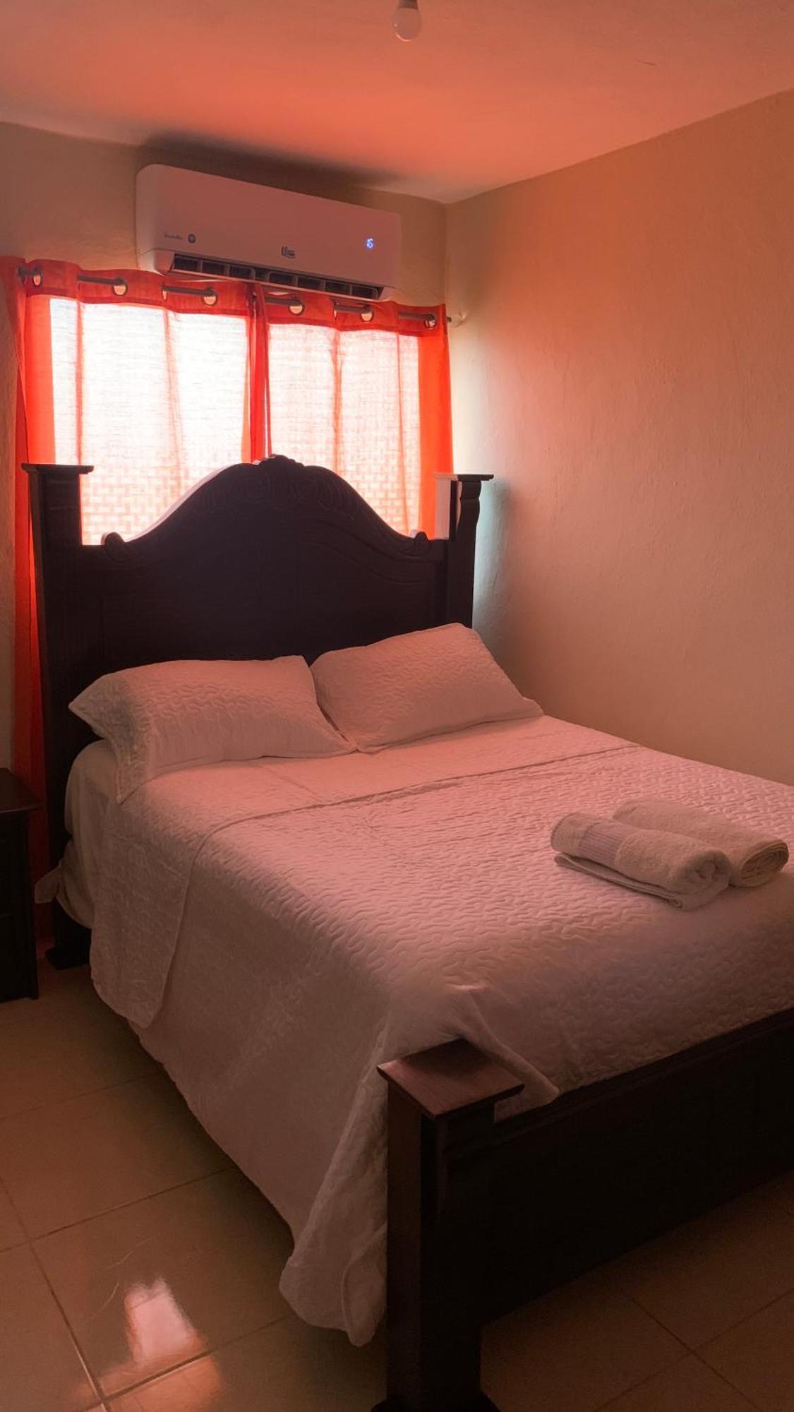 Apartahotel Dona Reyna Alojamientos En Santo Domingo A 5 Min De Aeropuerto Internacional Las Americas El Higo Eksteriør billede